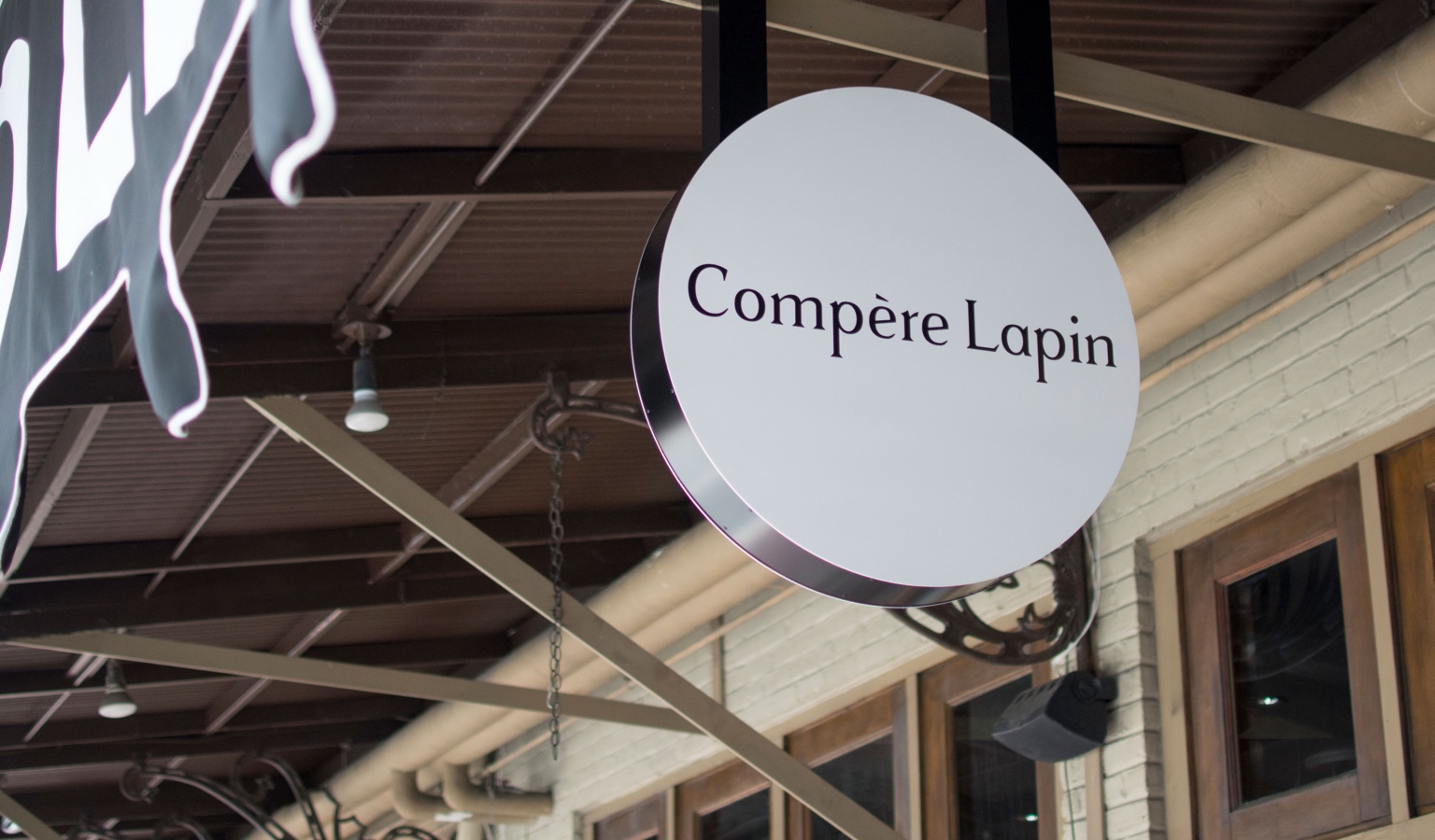 Compère Lapin gallery image